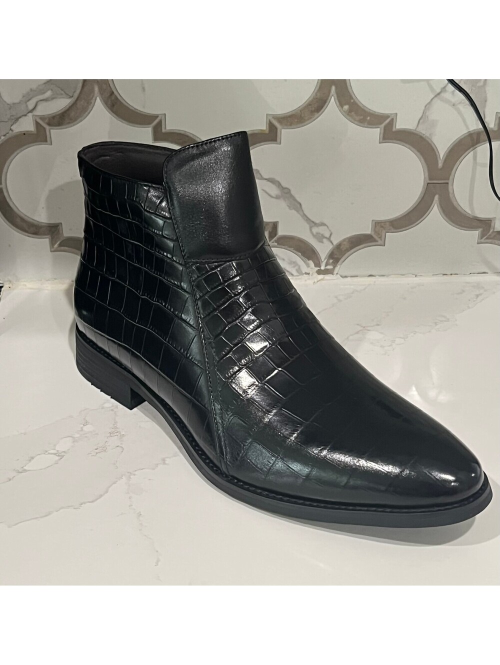 Men's Black Cowhide, Crocodile Print, Lined, Ankle Boots Zip Up, SZ 14